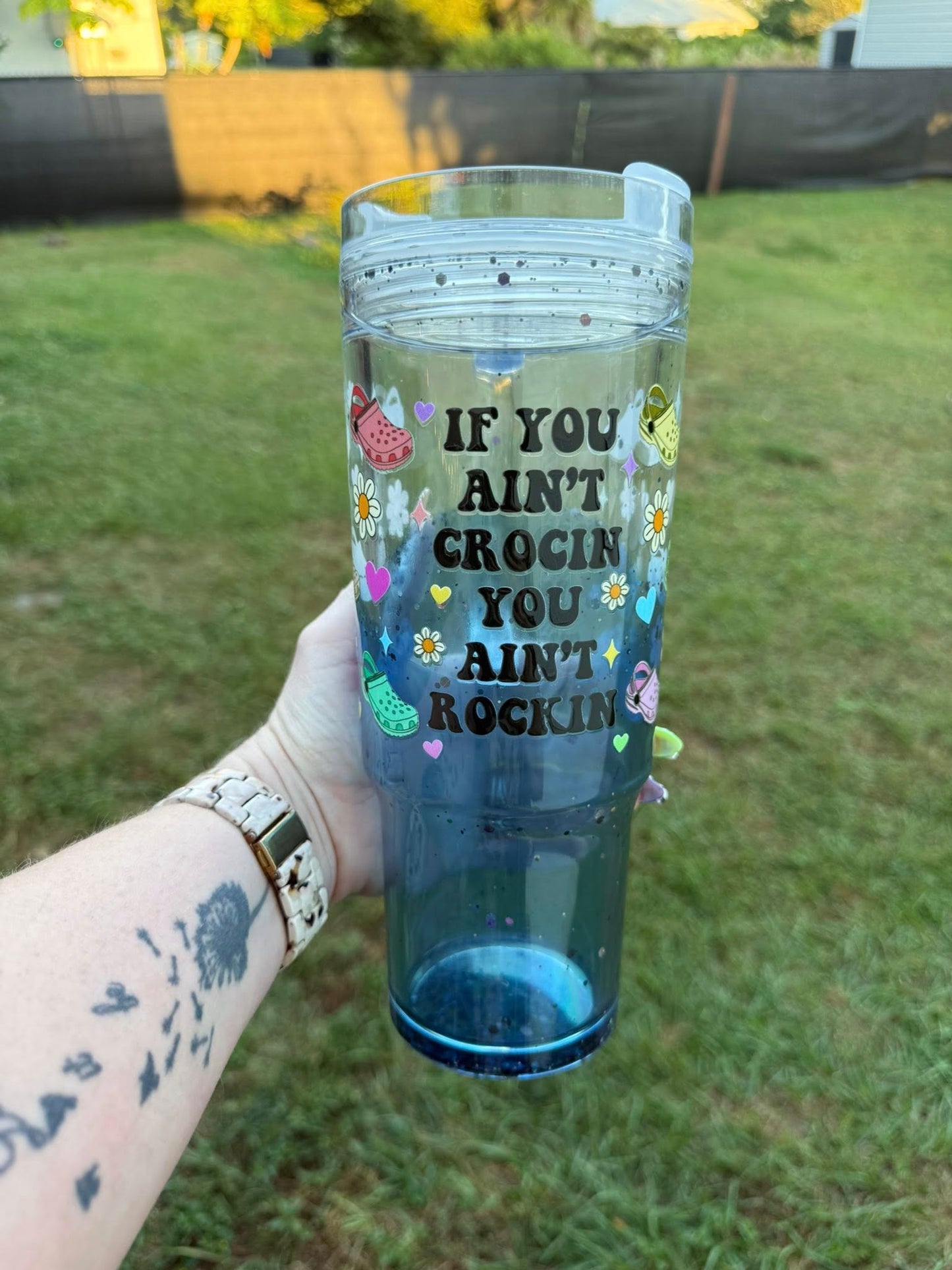 Glitter Snow Globe Tumbler – Sparkle All Season Long!